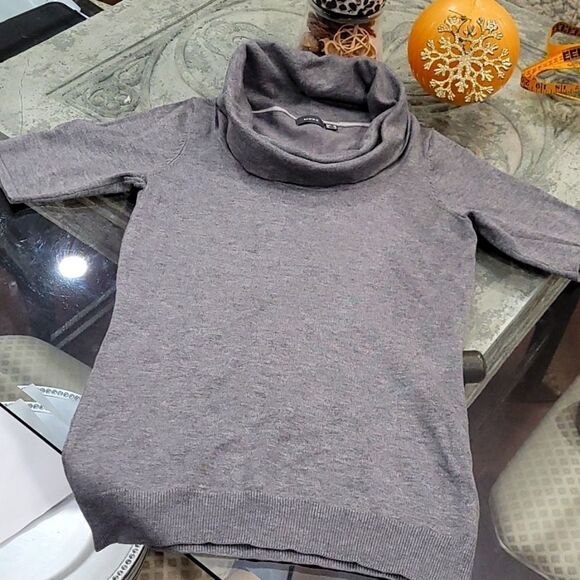 MEXX Short Sleeve Turtleneck pull over solid gray knit Sweater like new xs size - Picture 1 of 6